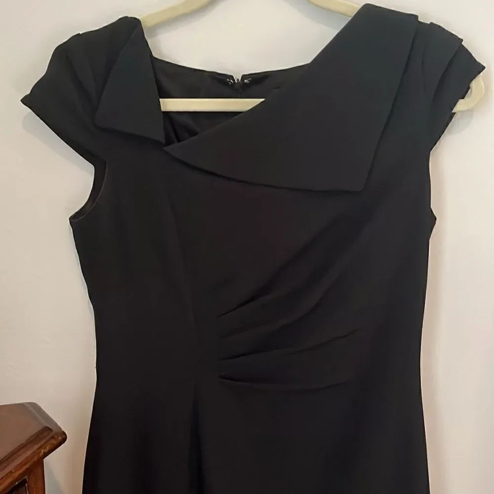 Tahari LBD 